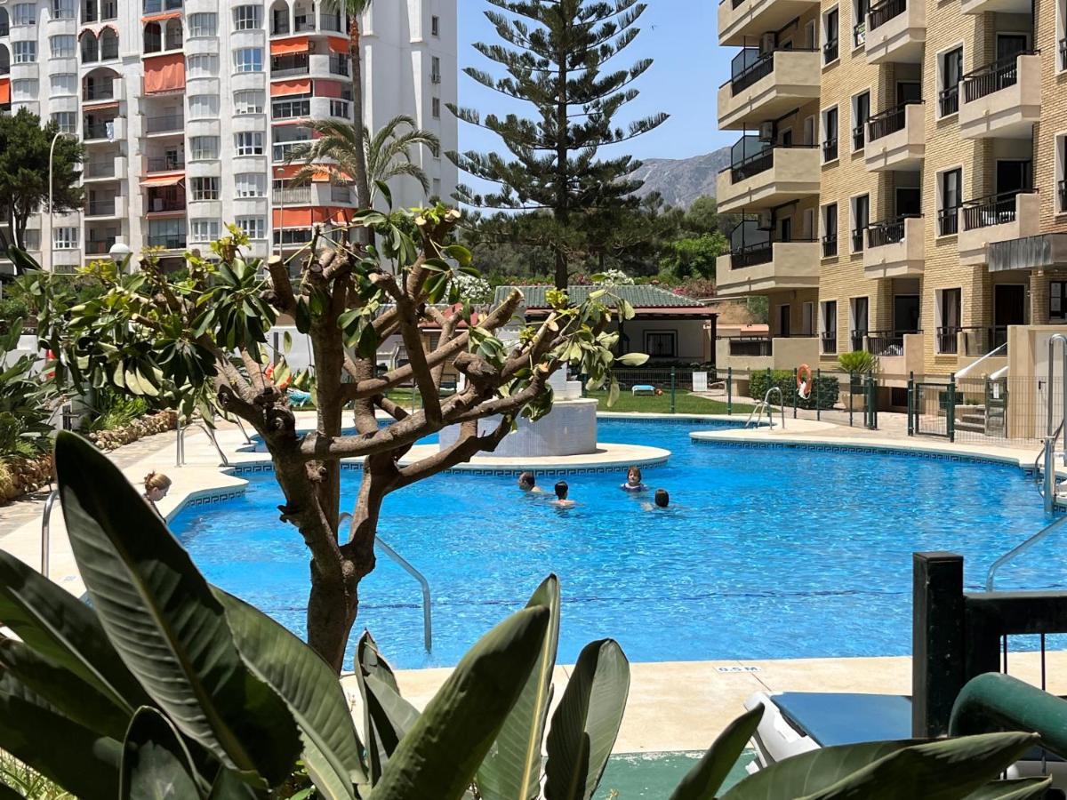 Moderno Apartamento En Primera Linea Paseo Maritimo Fuengirola Exterior photo